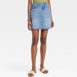 Woman's Light Denim Mini Skirt - Universal Thread - 17R